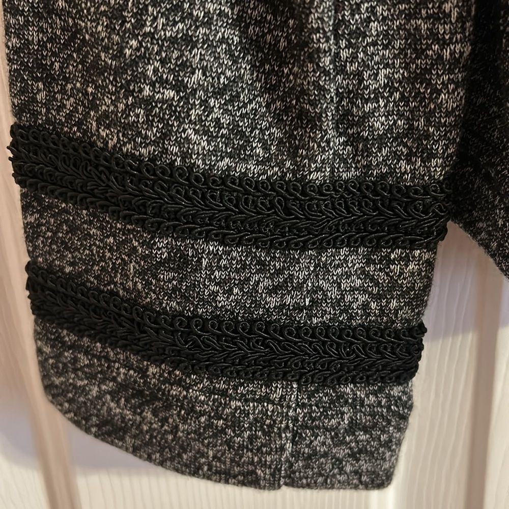 NWT- Lightweight Jacket - Picture 5 of 7